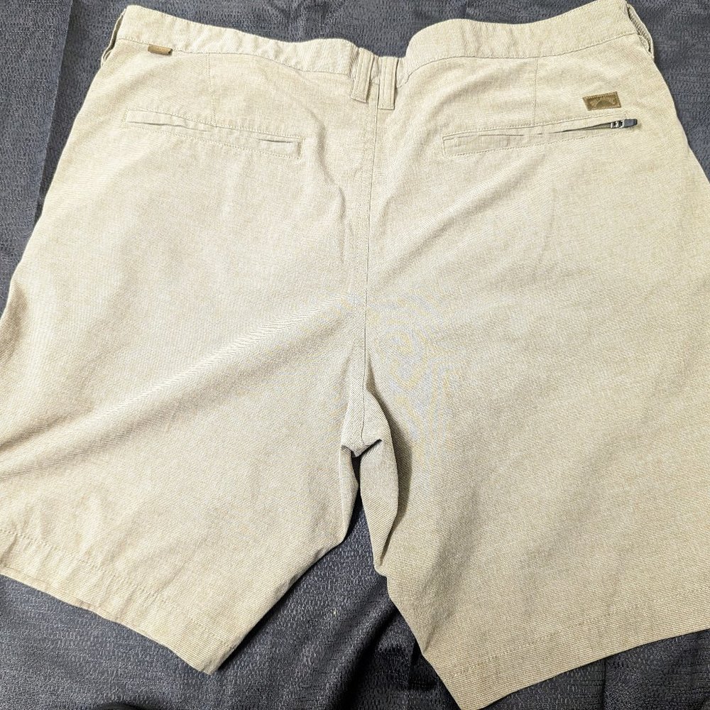 Billabong Crossfire Wave Washed 18" Hybrid Submersible Shorts - Beige